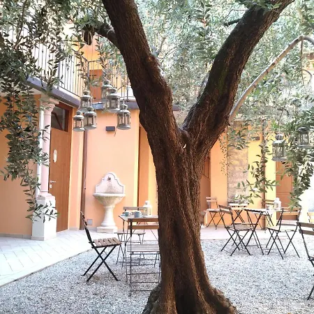 Ca' Due Olivi * Toscolano Maderno