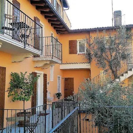 Ca' Due Olivi Апартаменты Тосколано-Мадерно