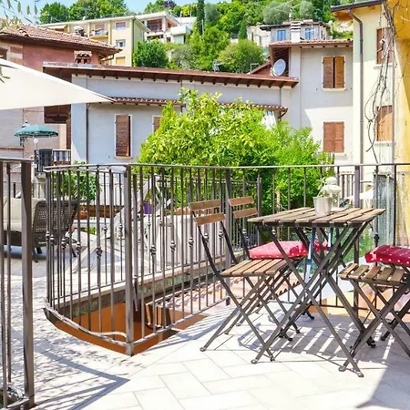 Ca' Due Olivi Apartment *